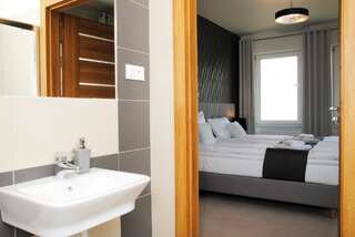 Отели типа «постель и завтрак» Hotelik 51 Пасленк Двухместный номер с 1 кроватью или 2 отдельными кроватями и ванной комнатой-4